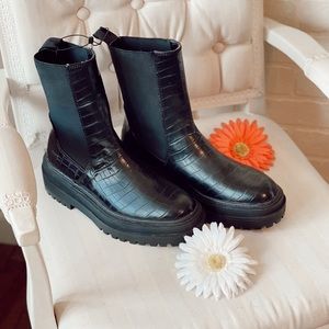 Zara Platform Black Boots NEW